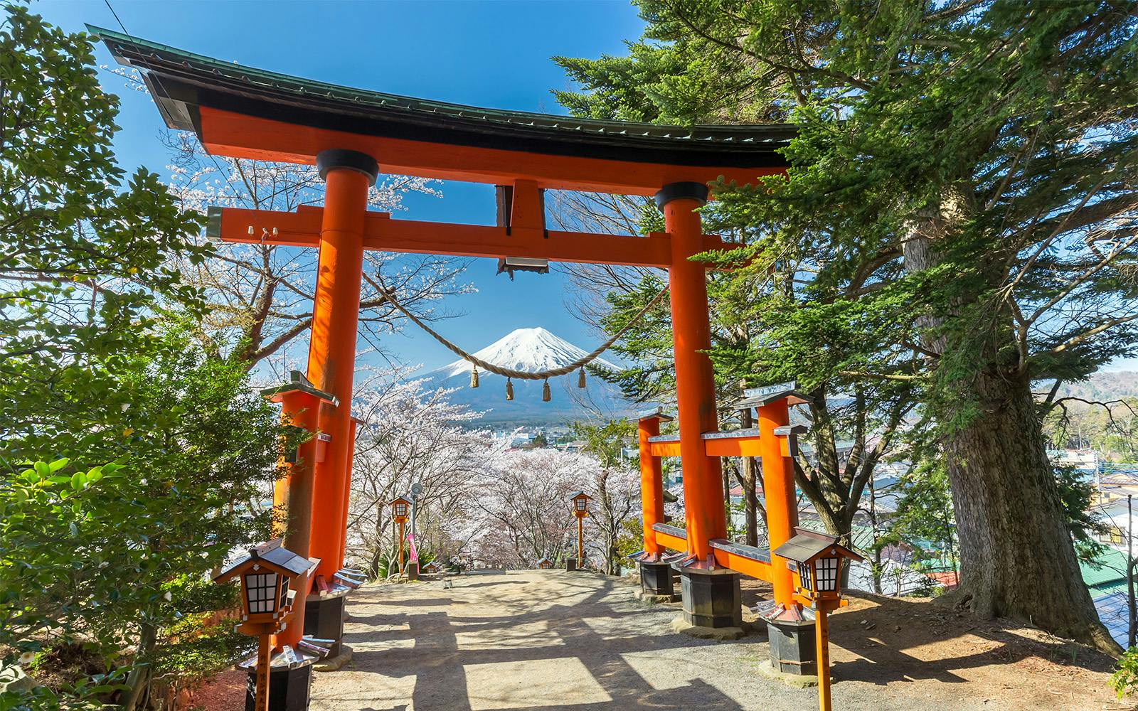 Fujinomiya 5th Station: Your Path to Mt. Fuji's Summit Fujinomiya 5th Station: Your Path to Mt. Fuji's Summit